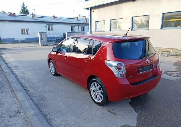 Toyota Verso cena 40500 przebieg: 161480, rok produkcji 2012 z Szczekociny małe 92